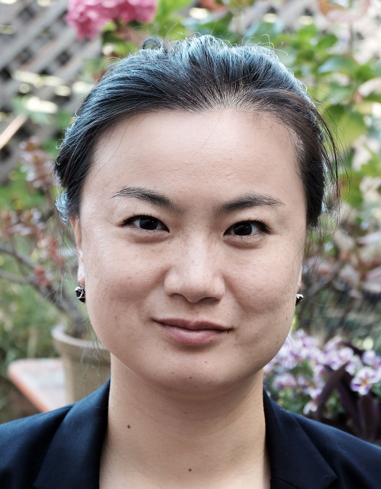 Haining Yu.JPG